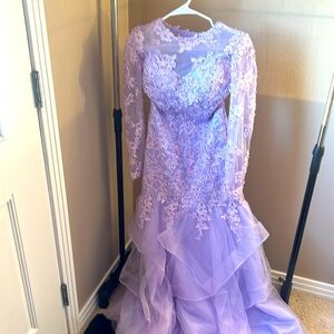 Lavender lace size 8